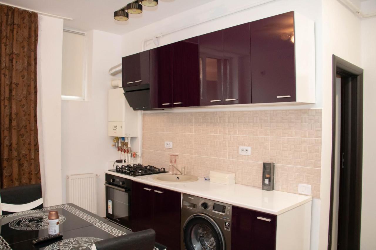 Apartament Capitala Militari Roşu Extérieur photo