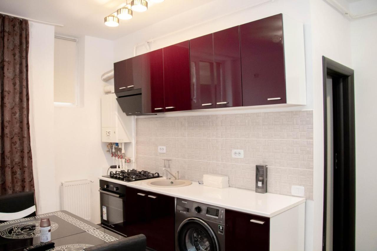 Apartament Capitala Militari Roşu Extérieur photo